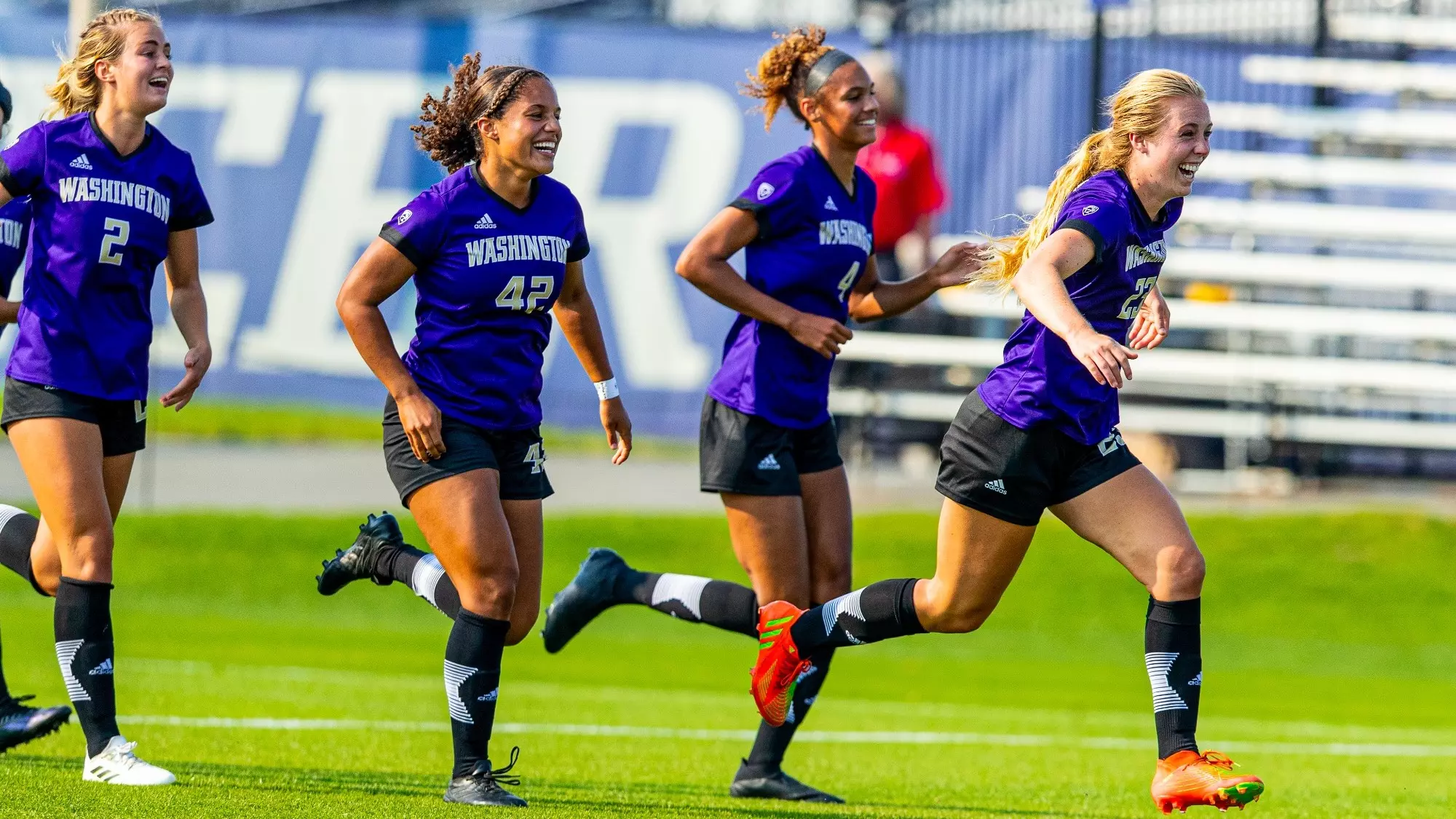 手晋级次轮 手晋级次轮